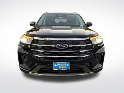 Used 2025 Ford Explorer Active image 8