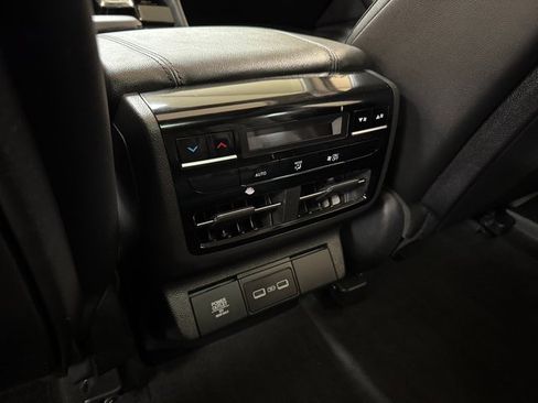 Used 2024 Acura MDX SH-AWD image 20