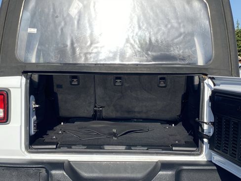 Used 2023 Jeep Wrangler Sport image 12