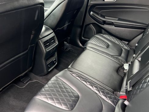 Used 2023 Ford Edge Titanium w/ Equipment Group 301A image 11