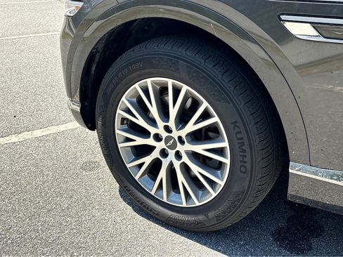 Used 2024 Genesis GV80 2.5T image 18