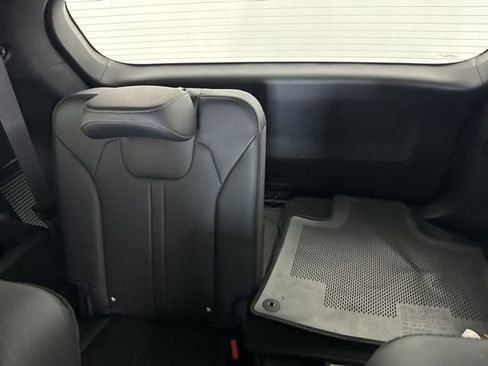 Certified 2025 Kia Sorento SX Prestige image 28