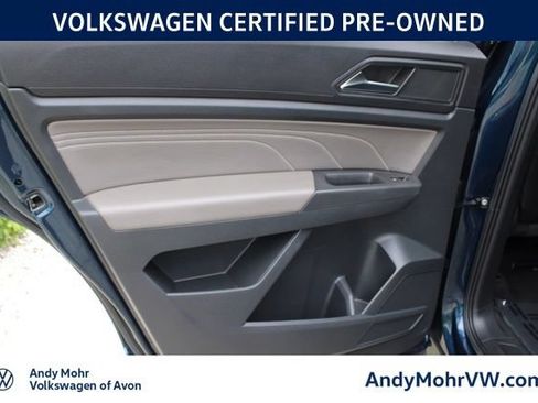 Used 2023 Volkswagen Atlas SEL R-Line AWD/4WD image 28