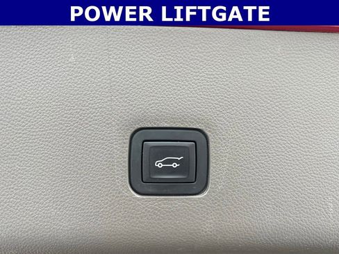 Used 2019 Chevrolet Traverse LT FWD image 15
