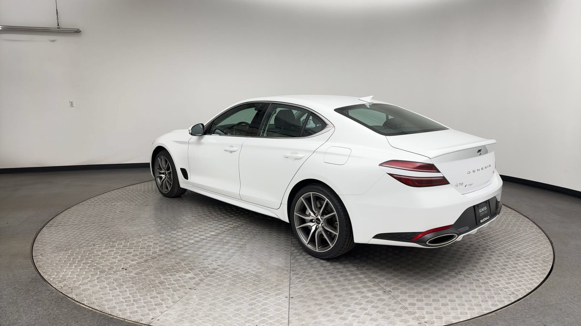Certified 2026 Genesis G70 2.5T AWD/4WD image 4