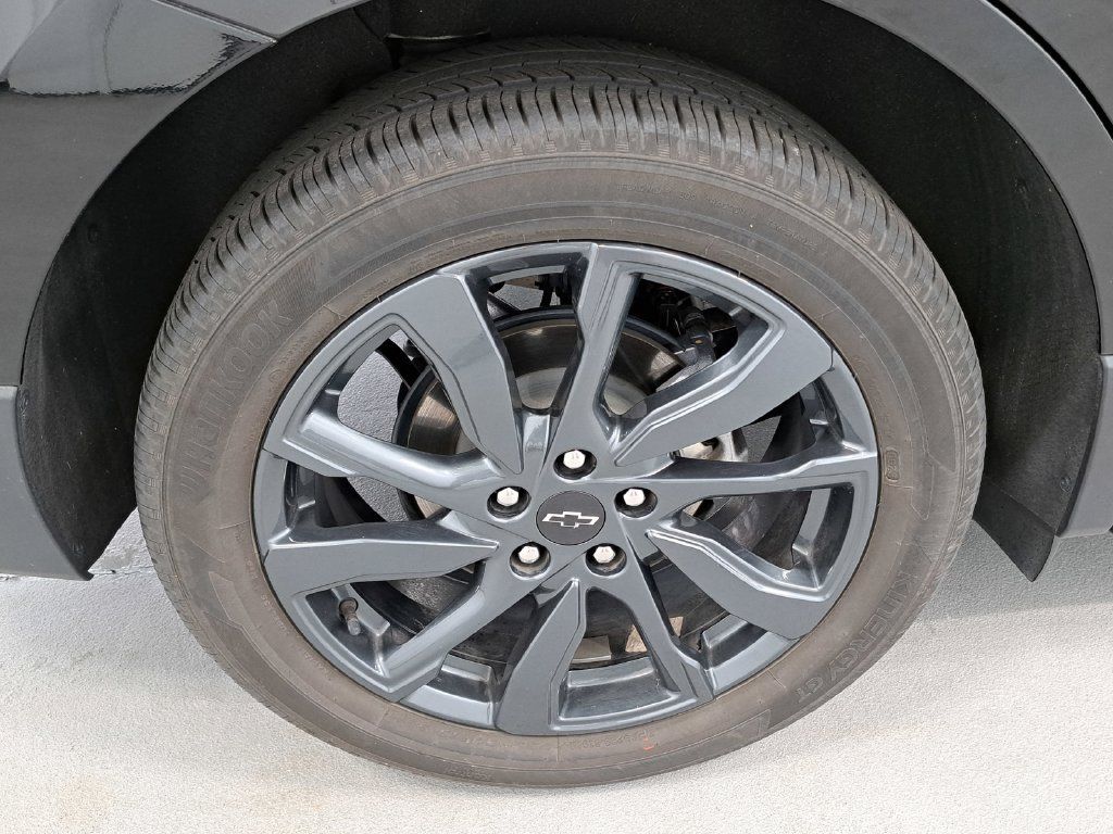 Used 2023 Chevrolet Equinox RS w/ RS Leather Package FWD image 37