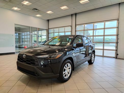 Used 2026 Toyota Corolla Cross L FWD image 7