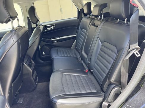 Used 2016 Ford Edge SEL w/ Equipment Group 201A AWD/4WD image 15