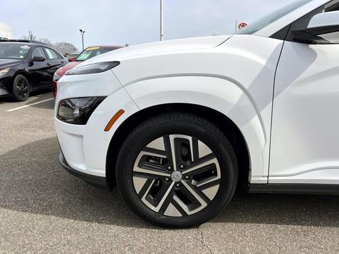 Certified 2023 Hyundai Kona SE w/ Cargo Package image 7