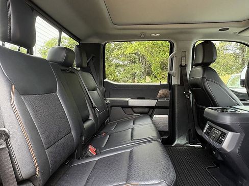 Used 2025 Ford F250 Lariat w/ Lariat Ultimate Package AWD/4WD image 11