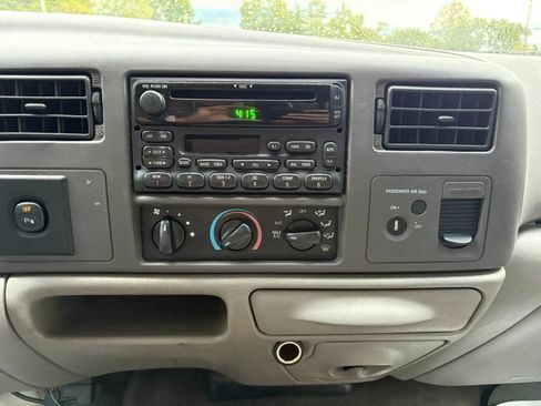 Used 2001 Ford F250 2WD SuperCab Super Duty image 13