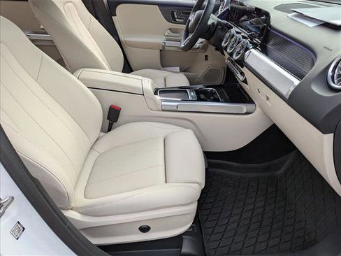 Certified 2025 Mercedes-Benz GLB 250 GLB 250 image 20