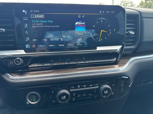 Certified 2022 Chevrolet Silverado 1500 LT image 28