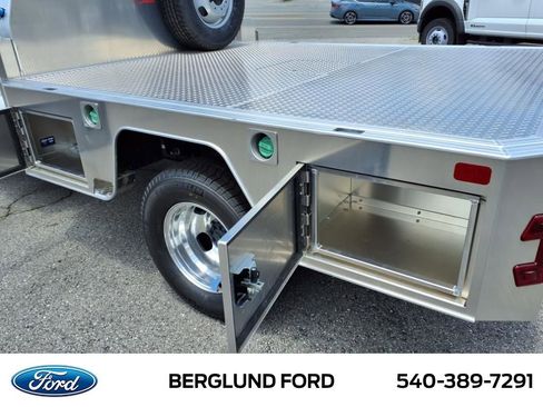 New 2024 Ford F350 XL w/ XL Chrome Package image 8