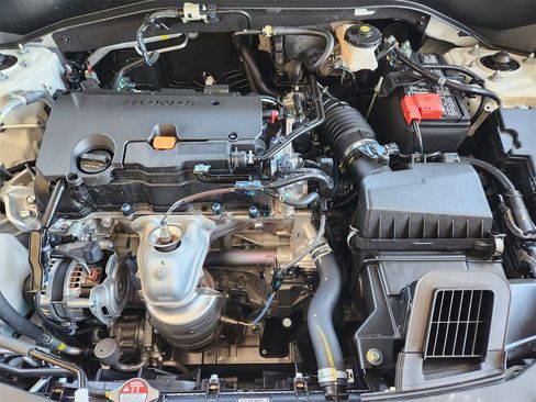 New 2026 Honda HR-V LX image 9