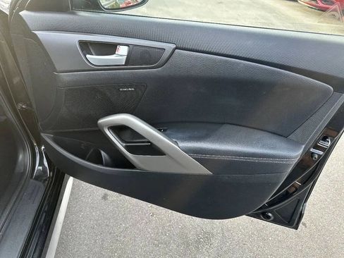 Used 2014 Hyundai Veloster Turbo image 14