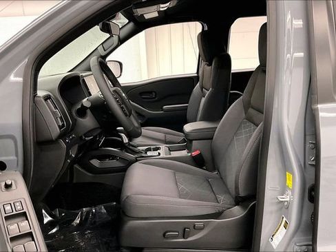New 2026 Nissan Frontier SV AWD/4WD image 10