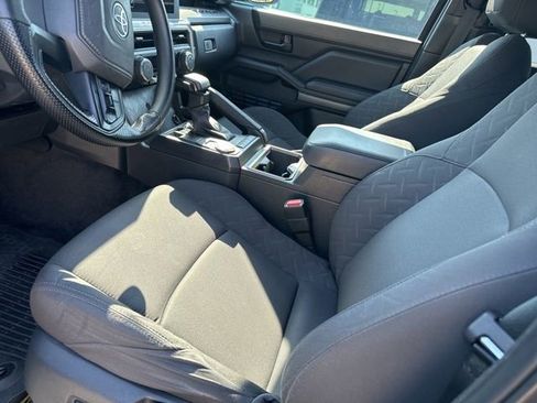 Used 2025 Toyota Tacoma SR5 image 27