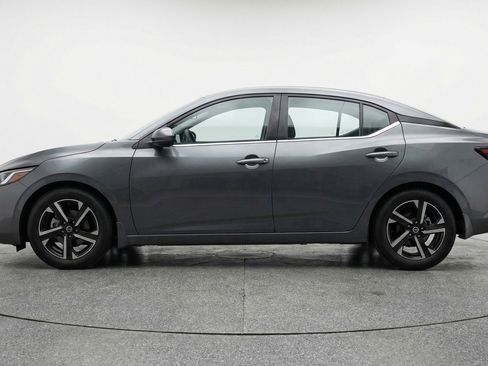 Used 2025 Nissan Sentra SV FWD image 5