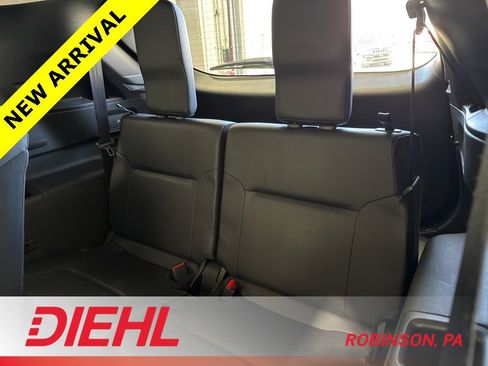 Used 2025 Mitsubishi Outlander SEL image 19