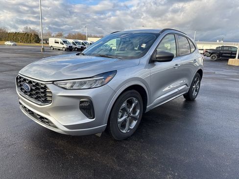 Used 2024 Ford Escape ST-Line w/ Tech Pack #1 image 5