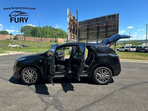 Used 2025 Cadillac XT5 Sportv w/ Technology Package AWD/4WD image 45