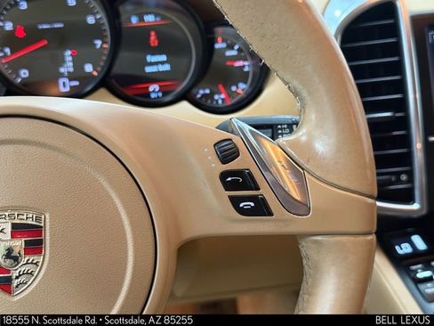 Used 2012 Porsche Cayenne image 17