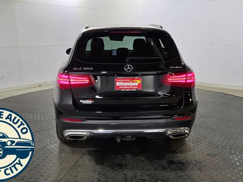 Used 2016 Mercedes-Benz GLC 300 4MATIC w/ Multimedia Package image 6