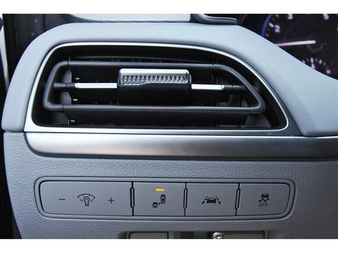 Used 2022 Hyundai Palisade SE w/ Cargo Package image 23