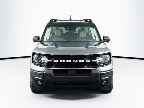 Used 2025 Ford Bronco Sport Outer Banks w/ Outer Banks Tech Package+ AWD/4WD image 2