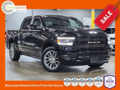 Used 2023 RAM 1500 Laramie AWD/4WD image 1