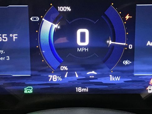 New 2026 Chevrolet Equinox EV LT image 24