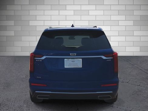 Used 2024 Cadillac XT6 Premium Luxury AWD/4WD image 12