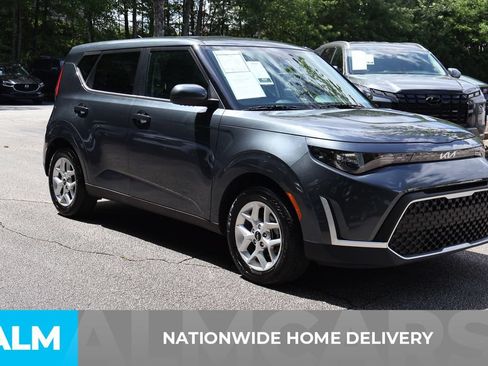 Used 2025 Kia Soul LX w/ LX Technology Package FWD image 5
