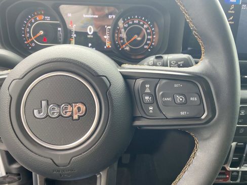 Used 2024 Jeep Wrangler Unlimited Sport AWD/4WD image 42