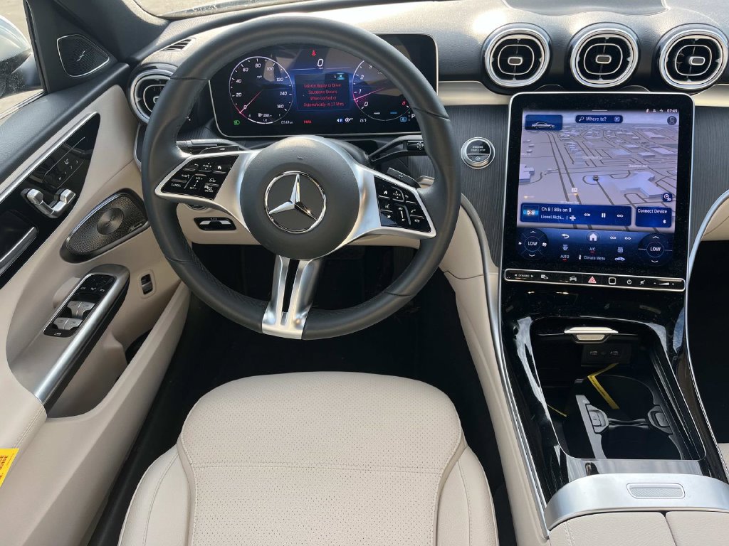 Used 2025 Mercedes-Benz C 300 Sedan image 13