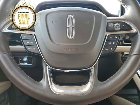 Certified 2023 Lincoln Nautilus Reserve image 20