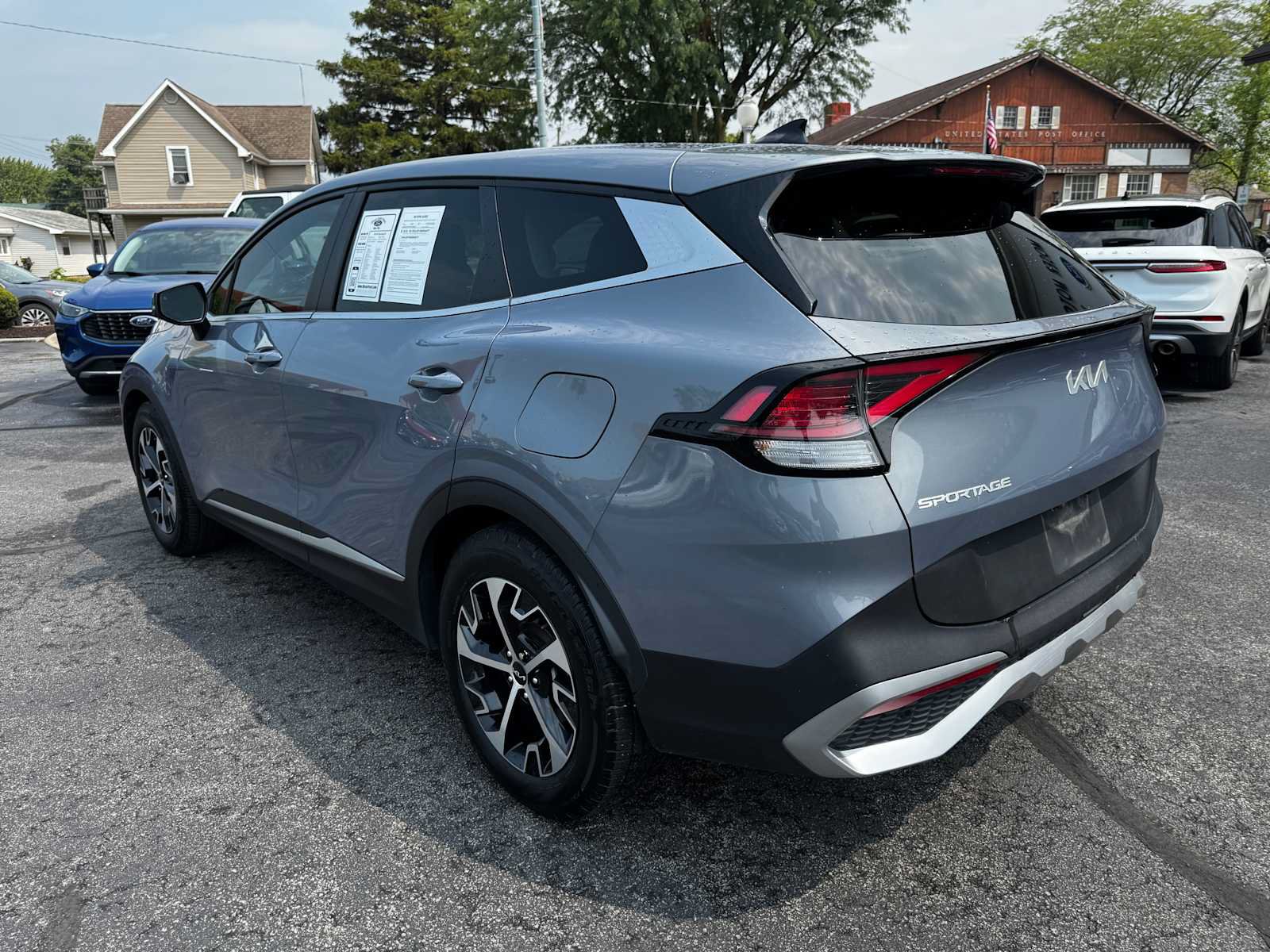 Used 2023 Kia Sportage EX FWD image 10