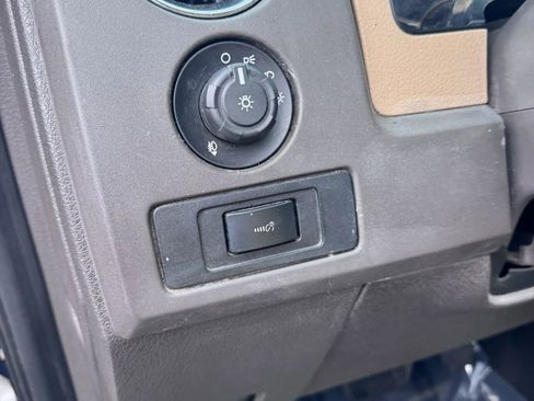 Used 2014 Ford F150 XLT w/ Equipment Group 302A Luxury AWD/4WD image 19