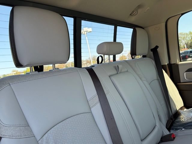 New 2026 RAM 3500 Laramie AWD/4WD image 35