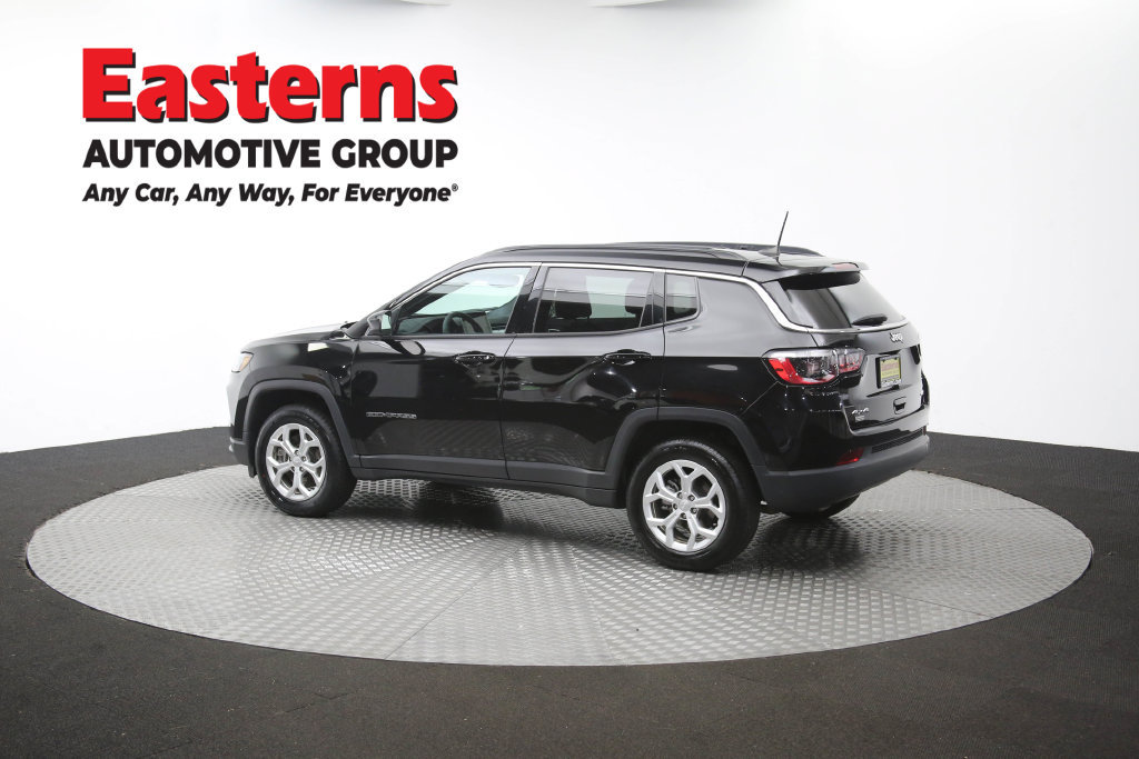 Used 2024 Jeep Compass Latitude AWD/4WD image 63