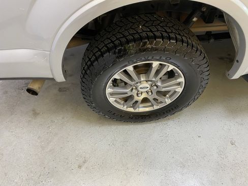 Used 2018 Ford F150 Lariat image 13