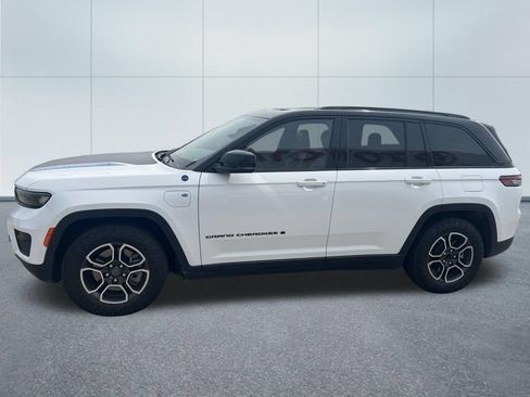 Used 2024 Jeep Grand Cherokee Trailhawk AWD/4WD image 7