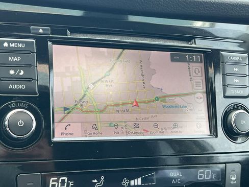Used 2018 Nissan Rogue SL w/ Premium Package FWD image 23