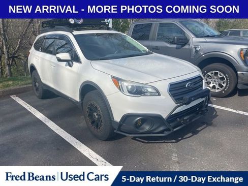 Used 2016 Subaru Outback 2.5i Limited image 1