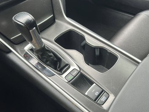 Used 2020 Honda Accord Sport image 33
