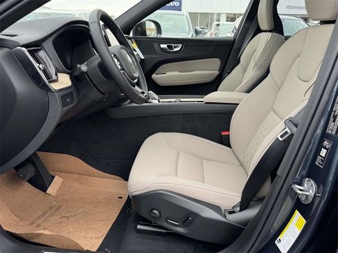 New 2026 Volvo XC60 B5 Plus w/ Protection Package Premier image 18