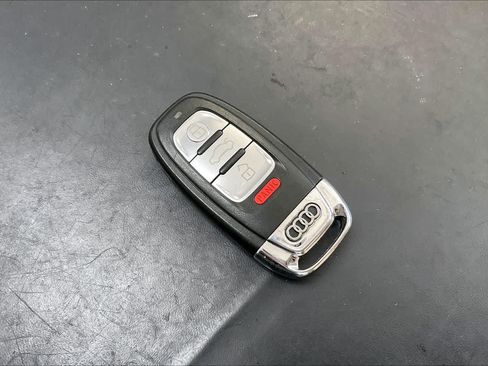 Used 2013 Audi Q5 2.0T Premium w/ Convenience Pkg AWD/4WD image 19