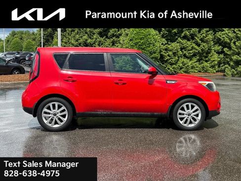 Used 2017 Kia Soul + FWD image 7