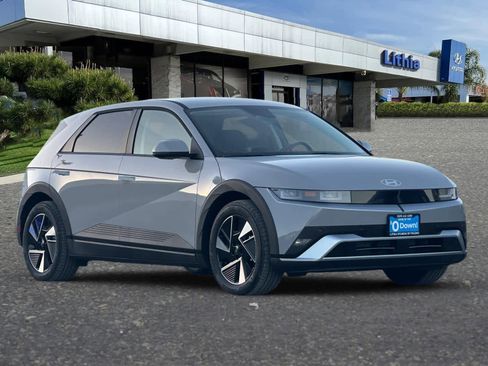 New 2026 Hyundai Ioniq 5 SE image 9